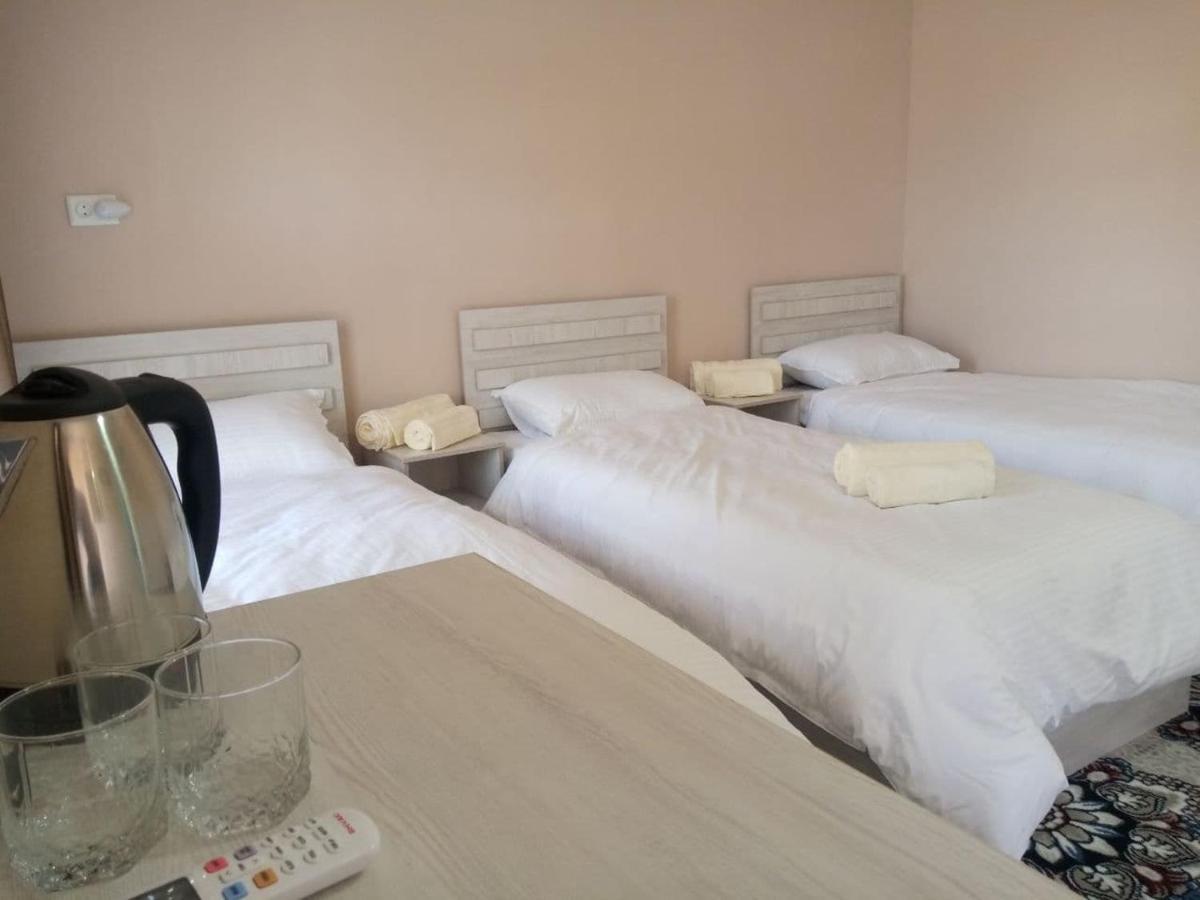 Istirohat Guest House 撒马尔罕 外观 照片