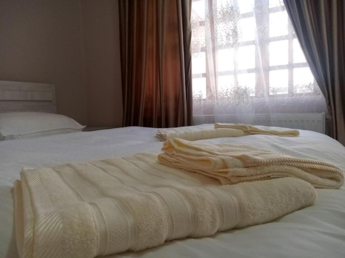 Istirohat Guest House 撒马尔罕 外观 照片