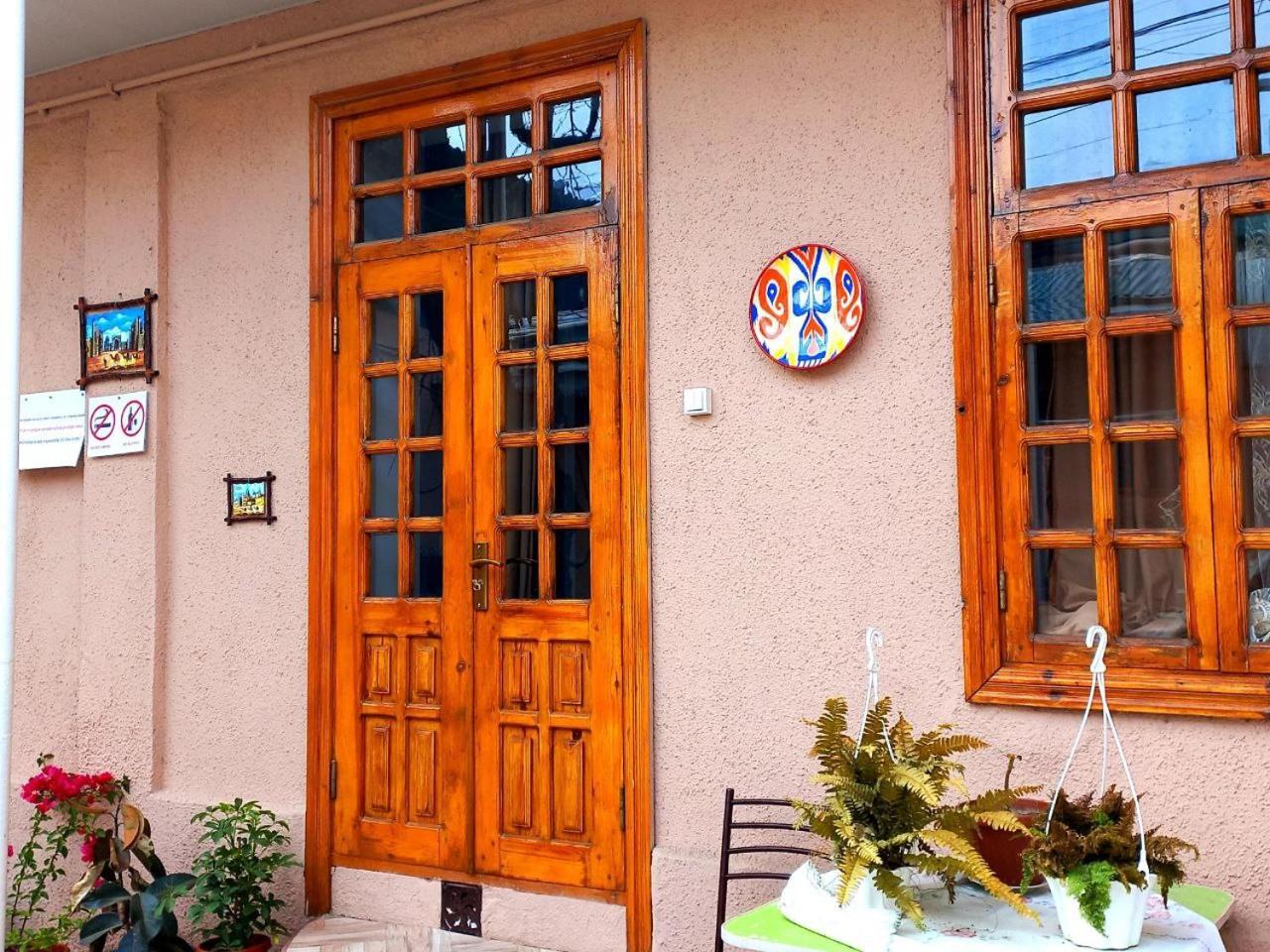 Istirohat Guest House 撒马尔罕 外观 照片